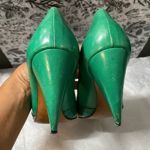 Vintage Dior Green and Cream Leather Heels - Size 8/8.5 approx - Picture 6 of 8